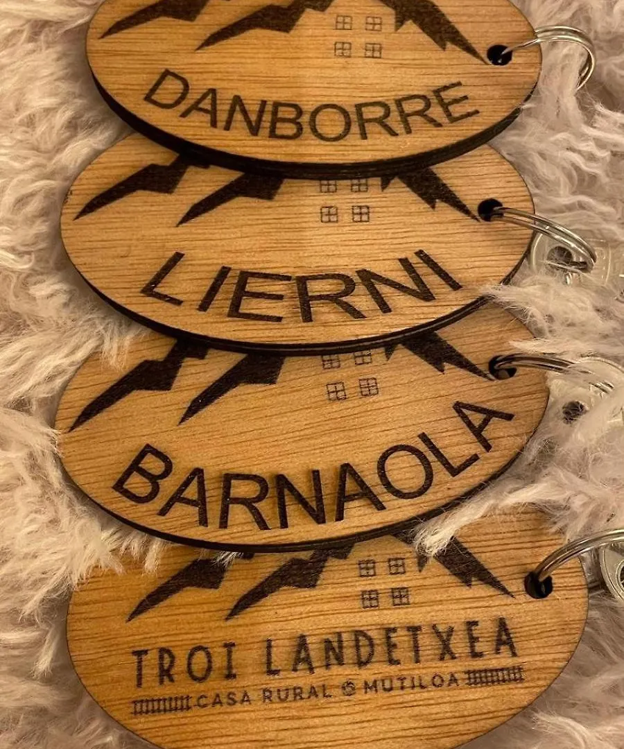 Mutiloa Troi Landetxea, Casa Rural Con Encanto En El Goierri, Gipuzkoa, Pais Vasco